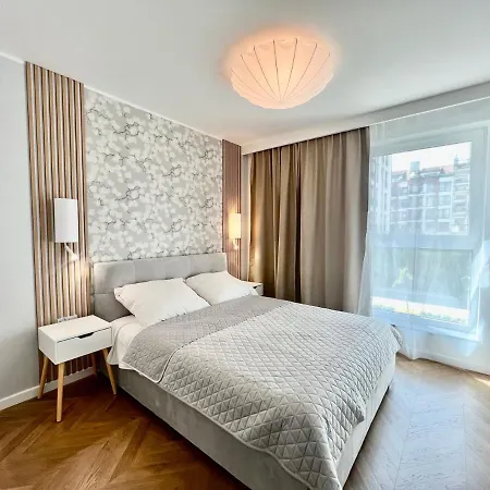 Angielska Grobla Q4apartments 公寓 格但斯克