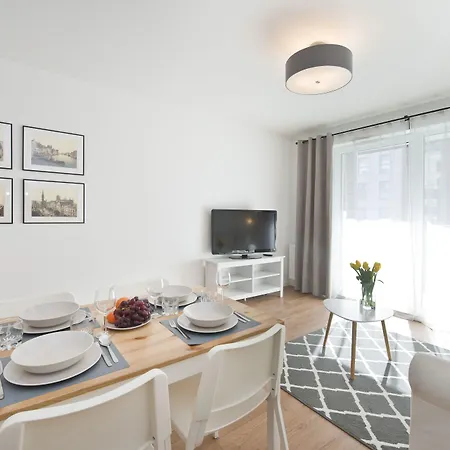 Angielska Grobla Q4apartments * غدانسك