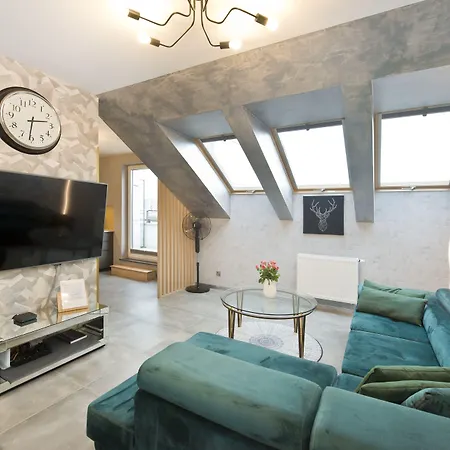 Angielska Grobla Q4apartments شقة